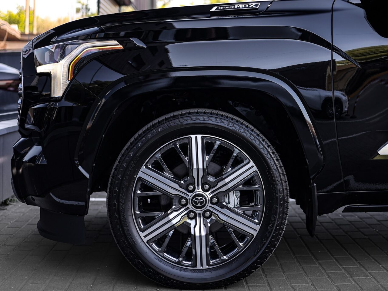 Toyota Sequoia