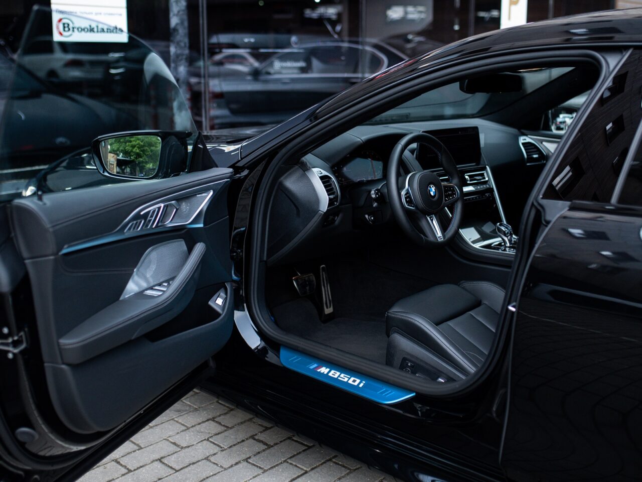 BMW M850I