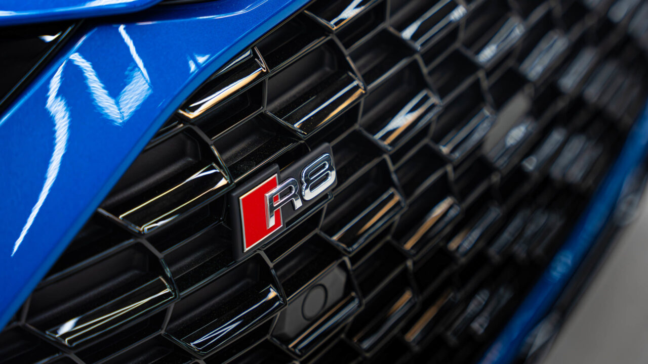 Audi R8 Blue