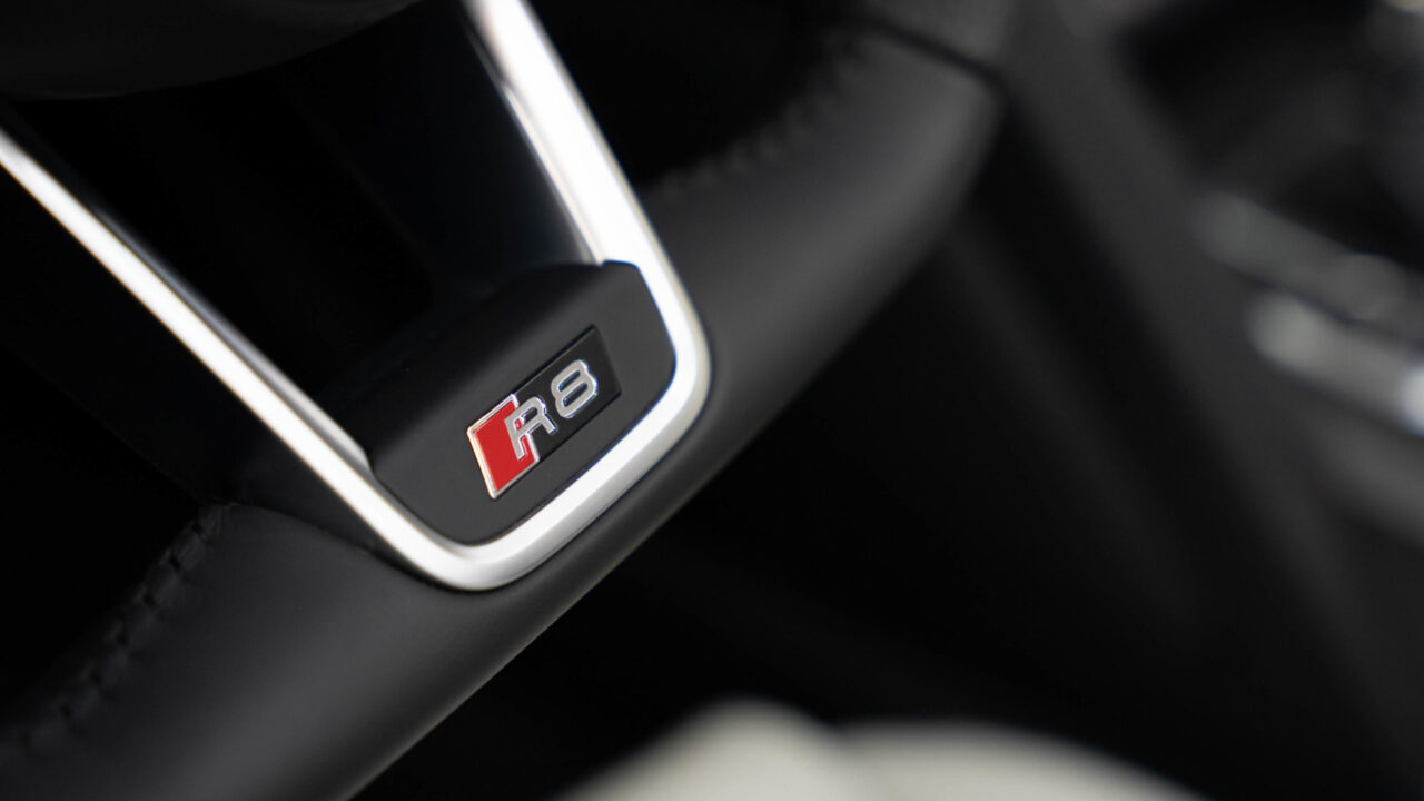 Audi R8 Blue
