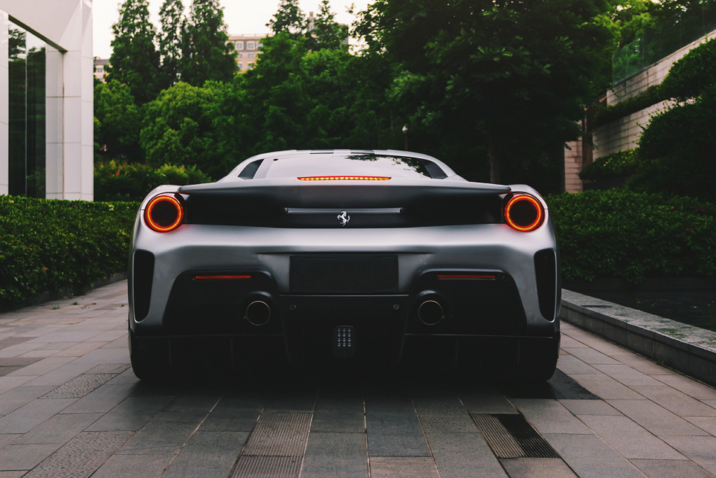 Ferrari 488 Silver
