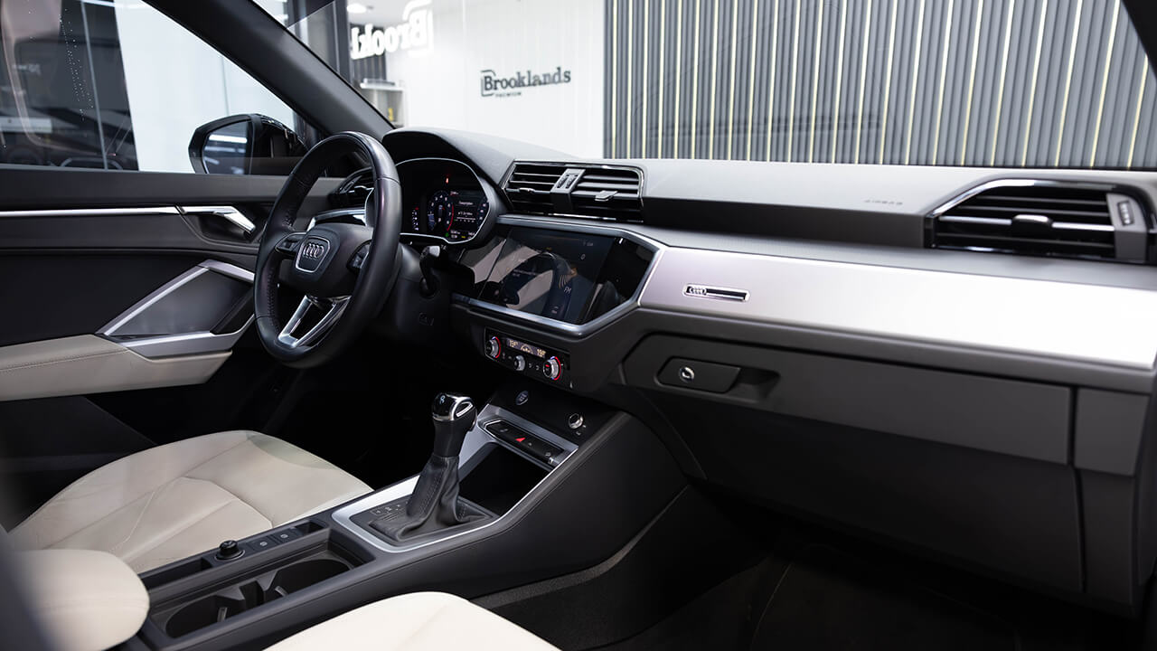 Audi Q3 Black