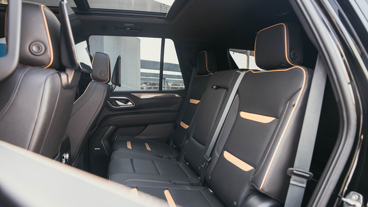GMC Yukon V8 Black