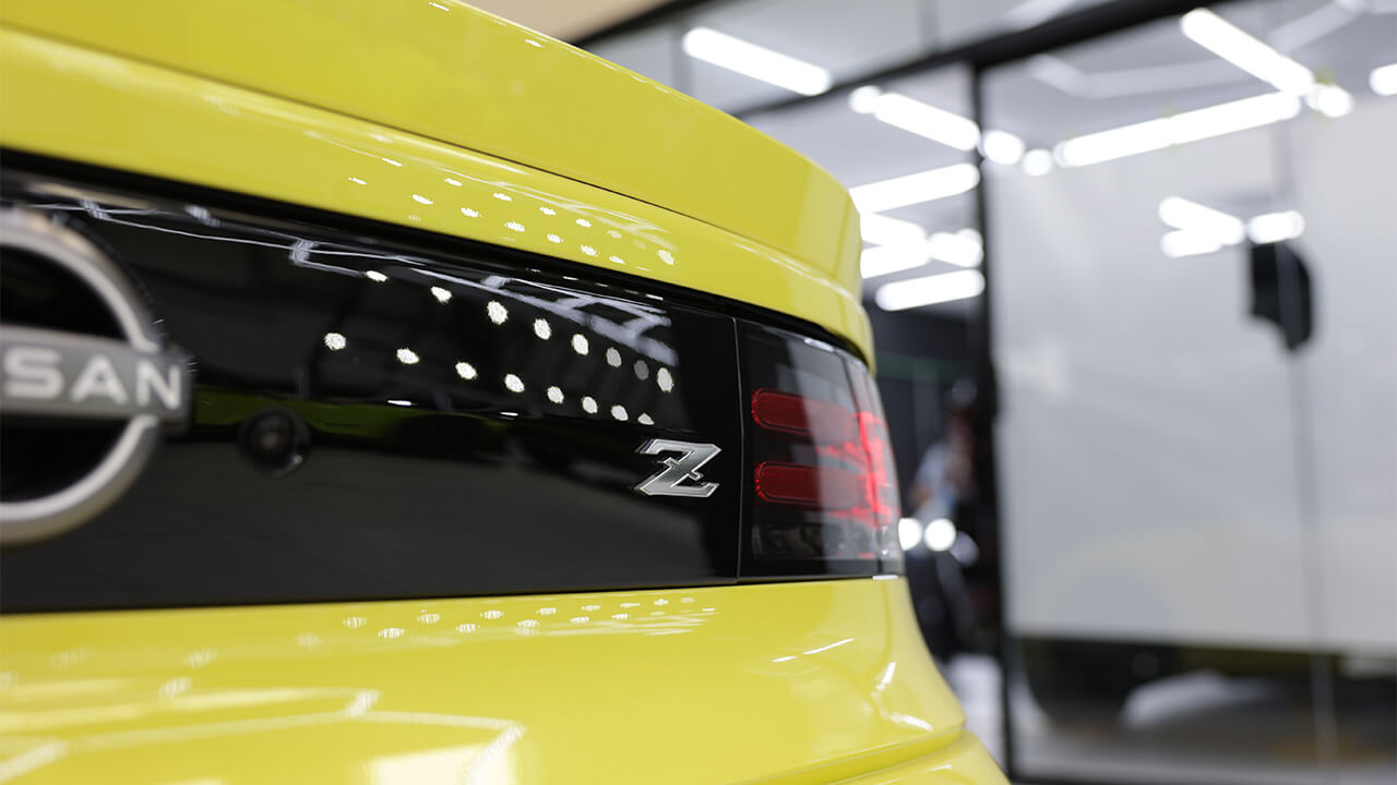 Nissan 400Z Yellow