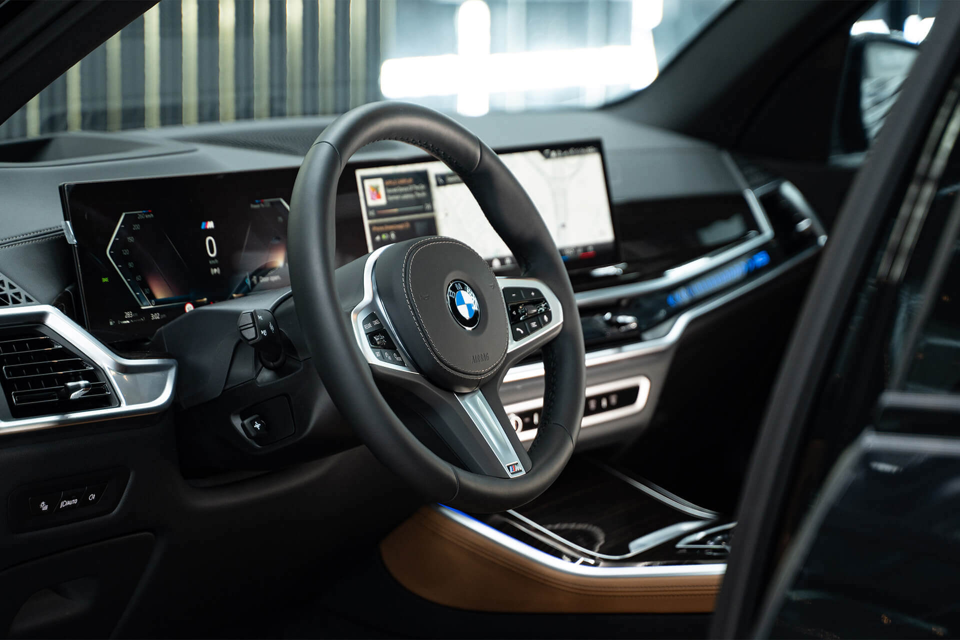 BMW X5 40i Black