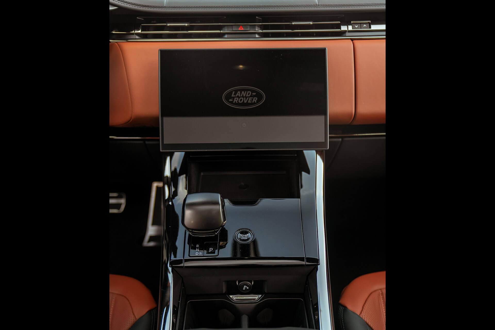 Range Rover SV
