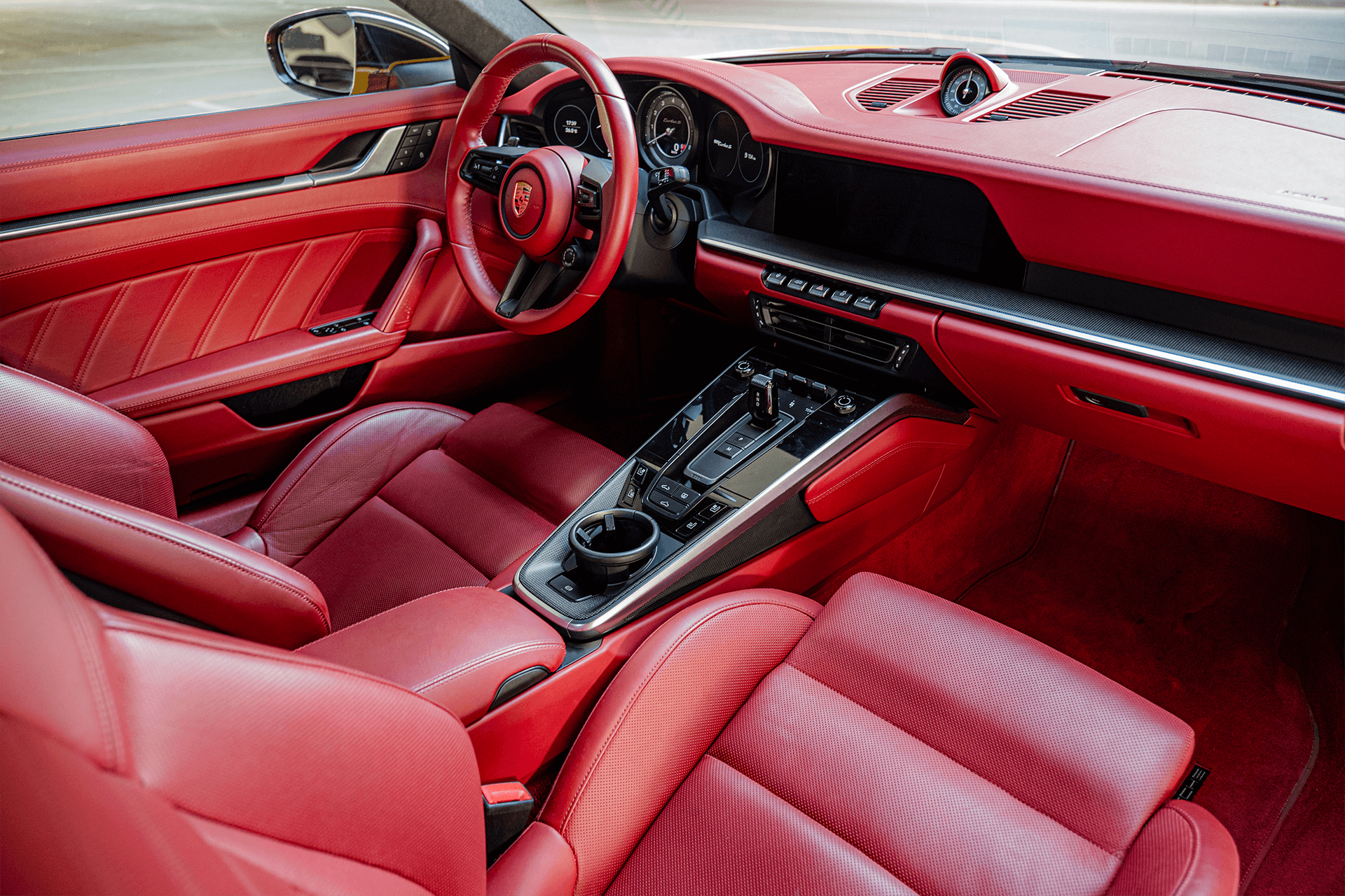 PORSCHE 911 Turbo S